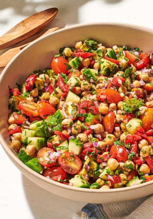 Mediterranean-Chickpea-Salad3